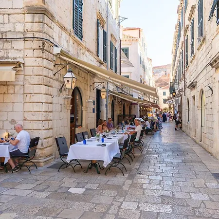 Two Stars Two Beds Downtown Lejlighed