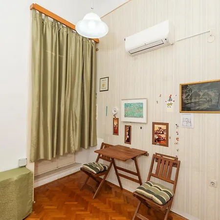 Апартаменты Two Stars Two Beds Downtown Дубровник