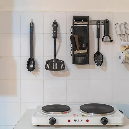 Two Stars Two Beds Downtown *