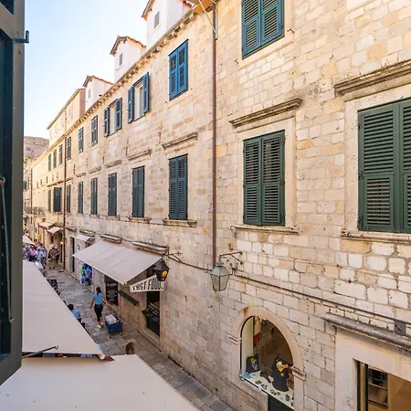 Two Stars Two Beds Downtown Dubrovnik