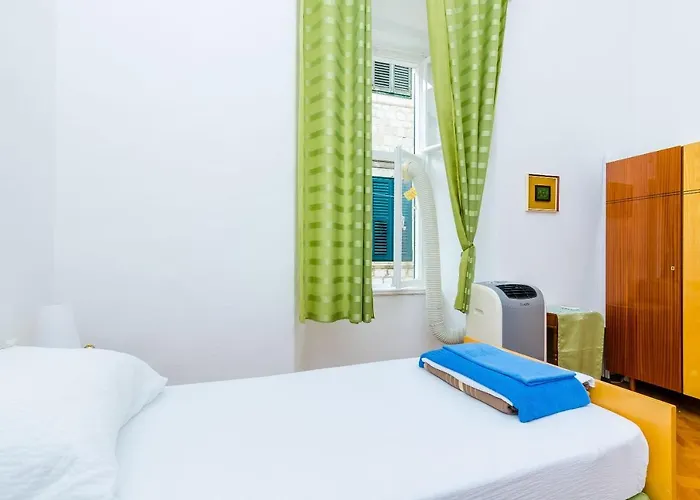 Appartamento Two Stars Two Beds Downtown