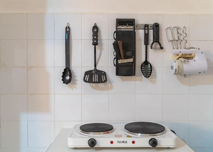 Two Stars Two Beds Downtown *