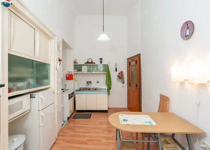 Two Stars Two Beds Downtown * Ragusa