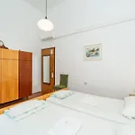 Two Stars Two Beds Downtown * Dubrovnik